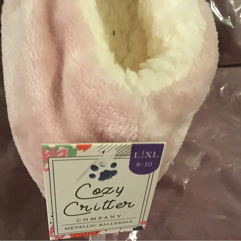 Slippers - Picture 4 of 7